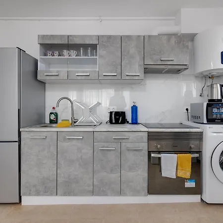 Cosy Near The Sea Apartment *