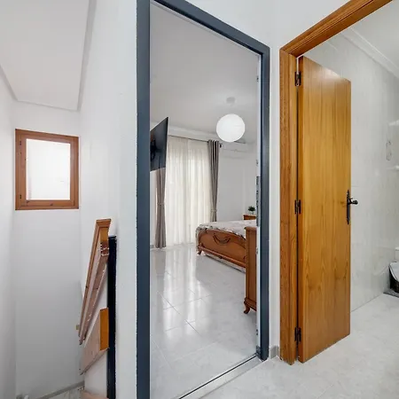 아파트 Cosy Near The Sea 또레비에하